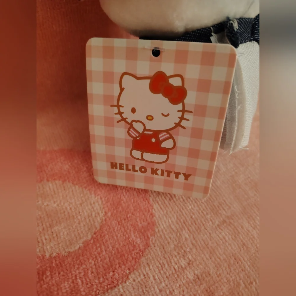 EXCLUSIVE - Hello Kitty x Mickey Officially Licensed Purse Pal Plushie - Picture 6 of 6